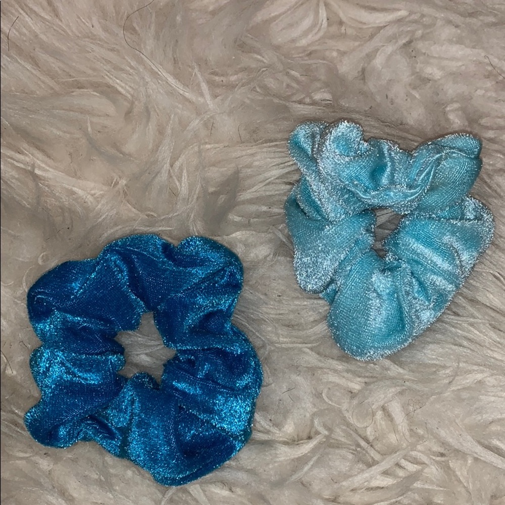 Velvet scrunchies
